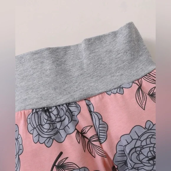 “Mommy’s World” 4 Piece Set - Picture 3 of 4